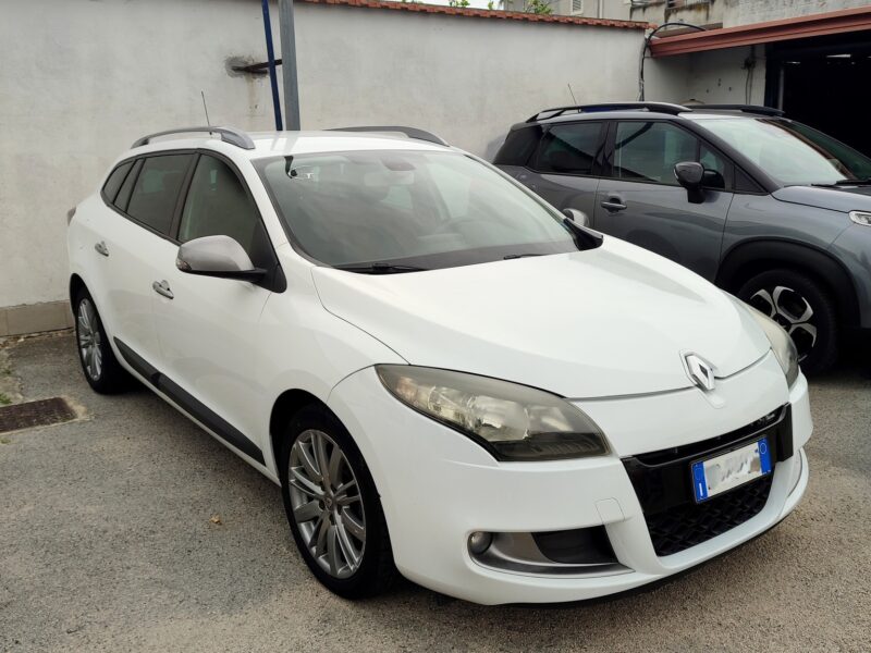 Renault Megane 1.5 dci SportTour 110cv GT Line